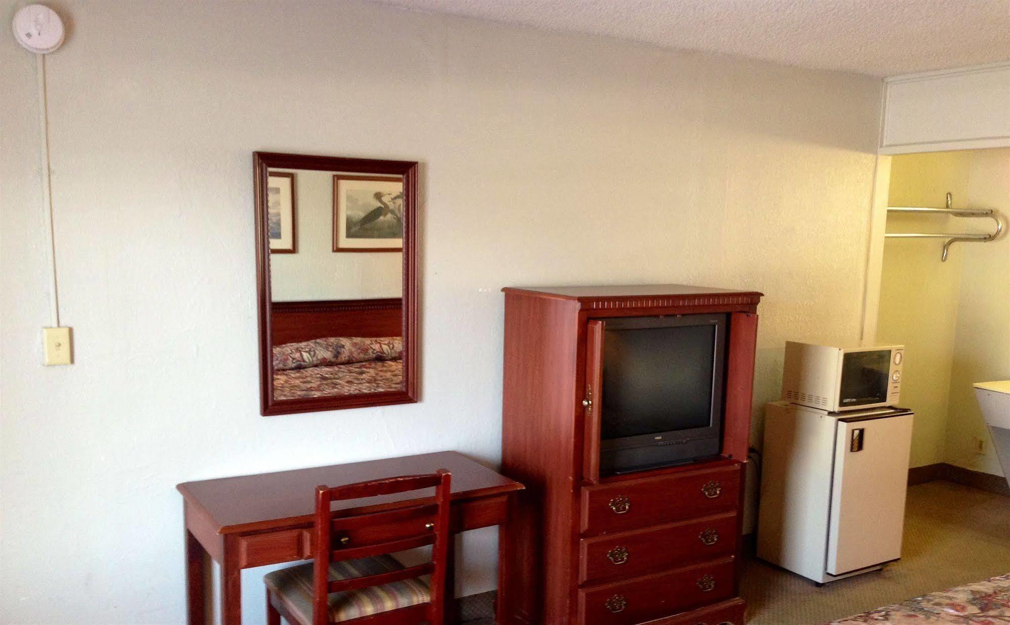 Country Hearth Inn And Suites Paducah Bagian luar foto